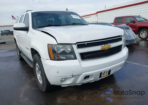 2014 Chevrolet Suburban 1500 Lt z USA, uszkodzony, nr VIN 1GNSKJE71ER197821